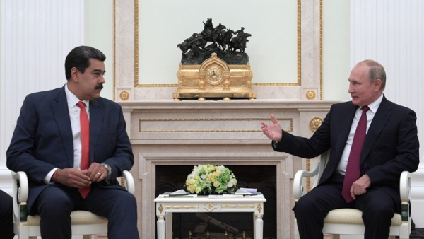 بوتين لـ &quot;مادورو&quot;: روسيا تدعم جهود فنزويلا لتعزيز سيادة البلاد