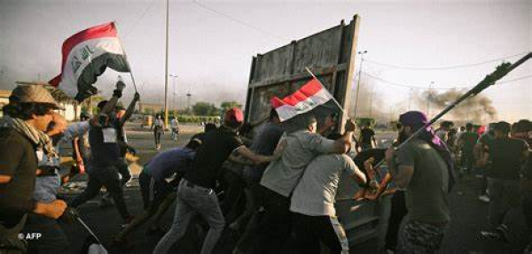 متظاهرو البصرة يجددون مطالبهم بمحاسبة قتلة المتظاهرين