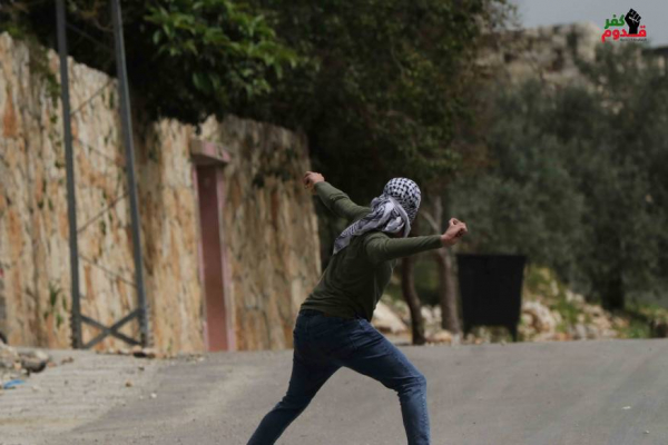 إصابة مواطن برصاص الاحتلال خلال قمعه لمسيرة كفر قدوم الأسبوعية