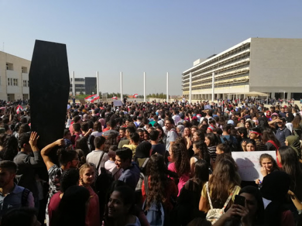 طلاب الجامعة اللبنانية في الحدث في قلب الانتفاضة الشعبية