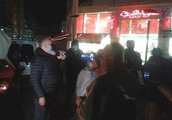 تظاهرة في احياء صور احتجاجاً على ارتفاع سعر الدولار