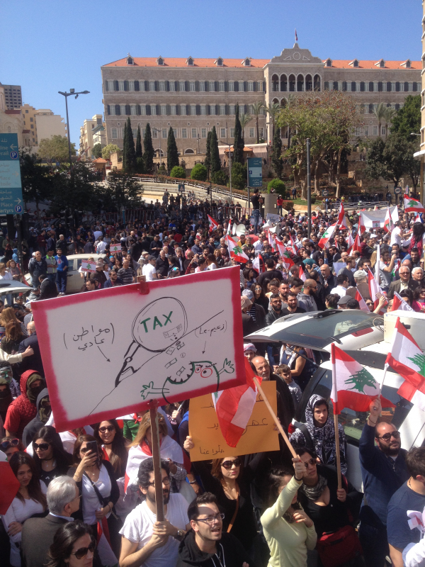 الشيوعي اللبناني: لإحياء الأول من أيار وتثوير الانتفاضة ضد منظومة كورونا الرأسمال ونهب المال العام