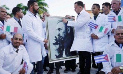 كوبا ترسل فريقاً طبياً إلى إيطاليا لمكافحة فيروس كورونا